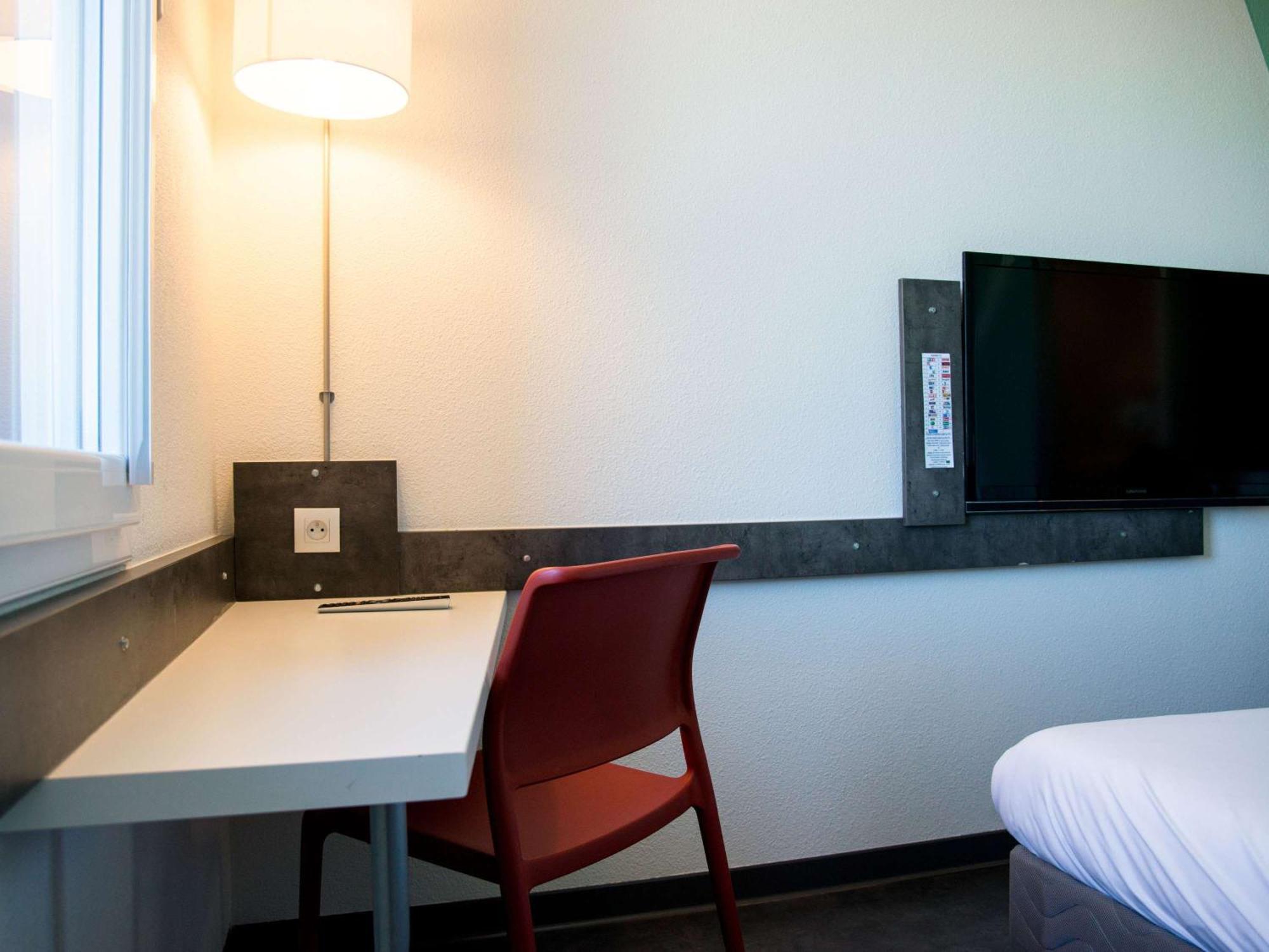 Ibis Budget Archamps Porte De Geneve 외부 사진